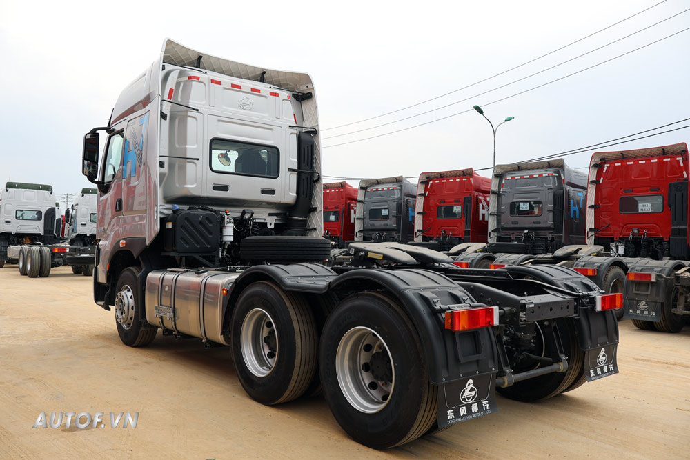 dau_keo_chenglong_450hp